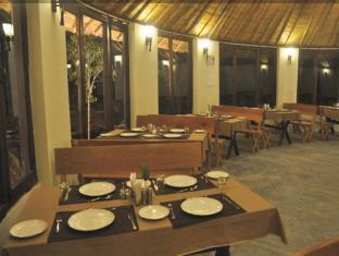 Clarks Inn Corbett Resort